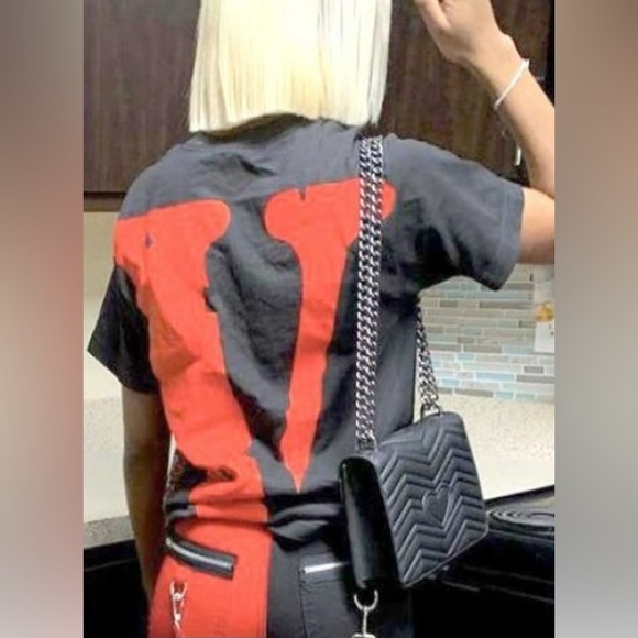 Orangish/Red V Black Short Sleeve T-Shirt - Picture 2 of 4